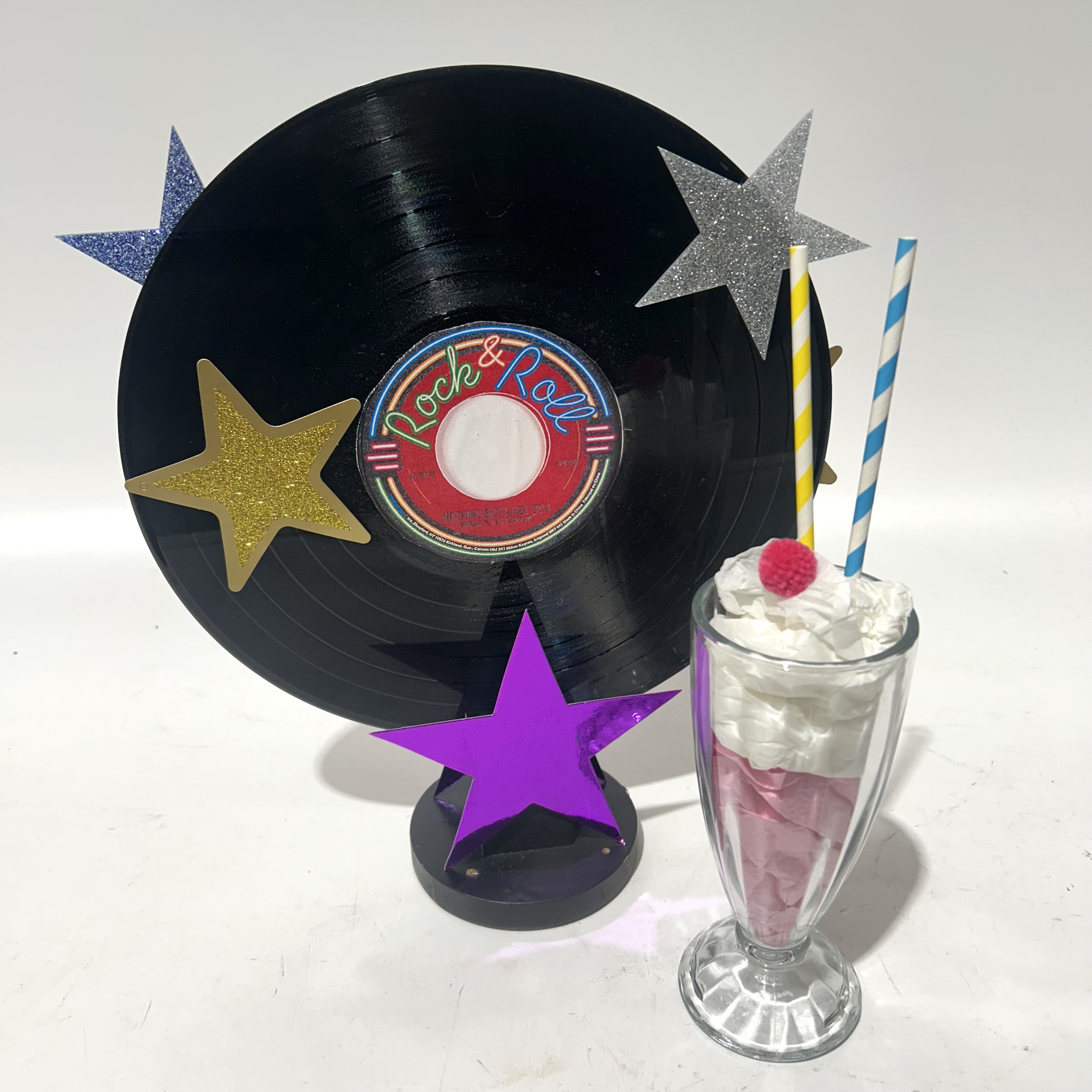 CENTREPIECE - Record on Stand w Star & Milkshake